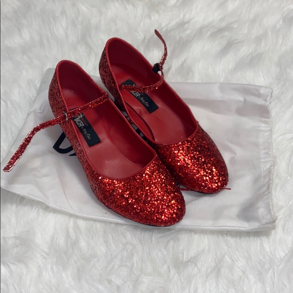 Competitive Dancer | Sparkly Red Heels